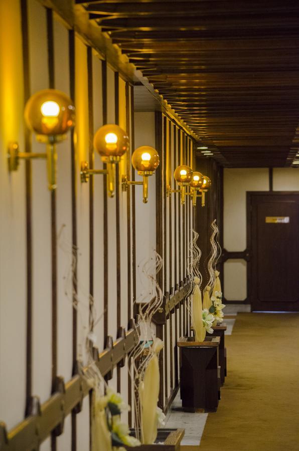 Hotel Konferencia Gyor Exterior photo